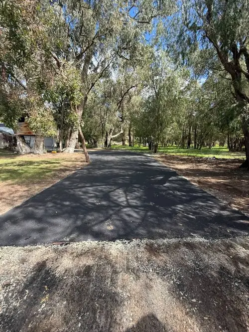 Asphalt crossover